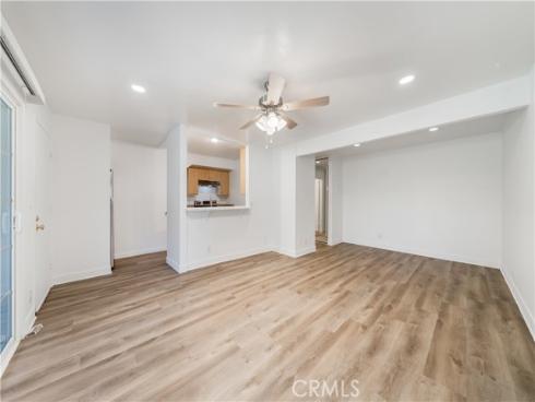 181 Streamwood , Irvine, CA