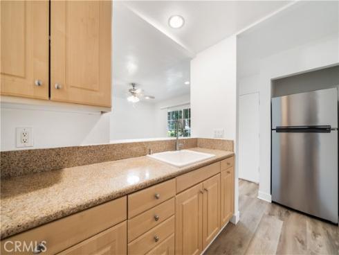 181 Streamwood , Irvine, CA