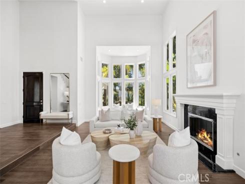 21 Chester , Irvine, CA