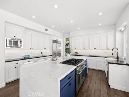 21 Chester , Irvine, CA
