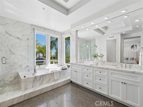 21 Chester , Irvine, CA