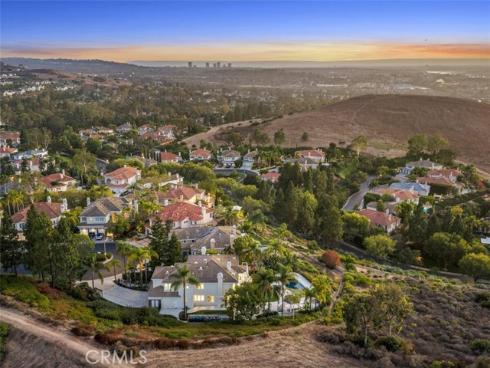 21 Chester , Irvine, CA
