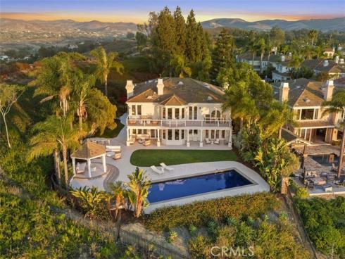 21 Chester , Irvine, CA