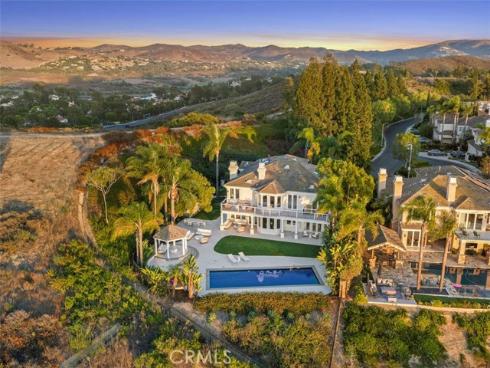 21 Chester , Irvine, CA