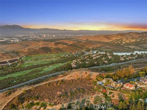 21 Chester , Irvine, CA