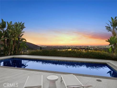 21 Chester , Irvine, CA