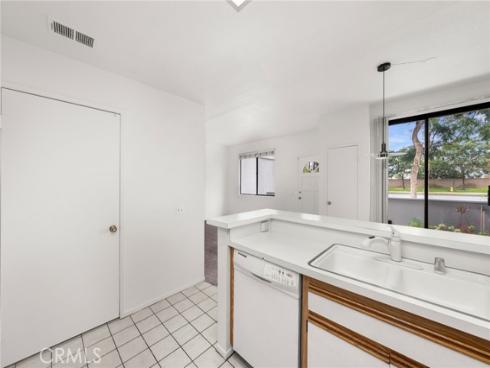 25  Remington  , Irvine, CA
