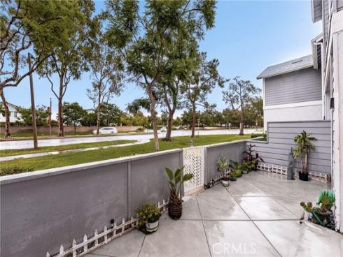 25  Remington  , Irvine, CA