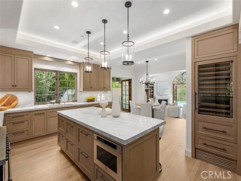 31 Black Hawk , Irvine, CA