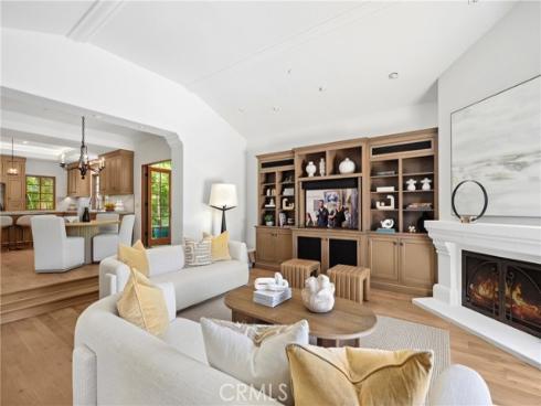 31 Black Hawk , Irvine, CA