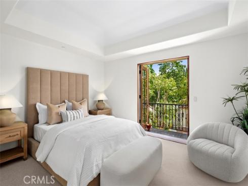 31 Black Hawk , Irvine, CA