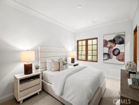 31 Black Hawk , Irvine, CA