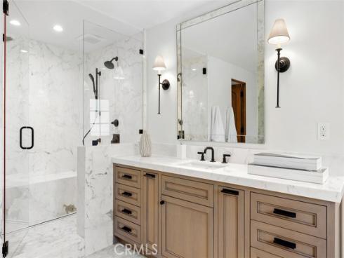 31 Black Hawk , Irvine, CA