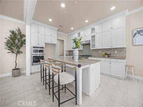 61 Bloomington , Irvine, CA
