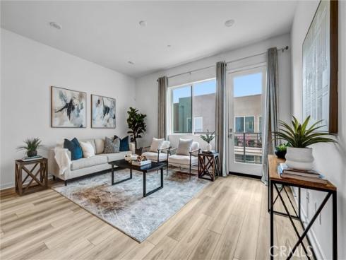 105 Baluster , Irvine, CA