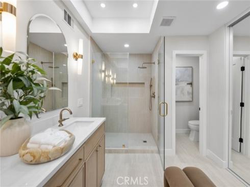 14 Highland , Irvine, CA