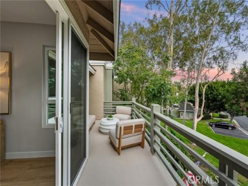 14 Highland , Irvine, CA