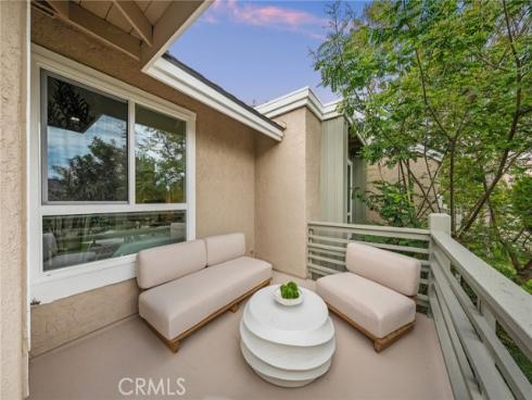 14 Highland , Irvine, CA