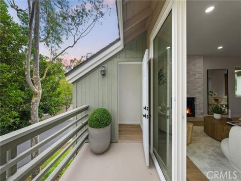 14 Highland , Irvine, CA