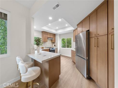14 Highland , Irvine, CA