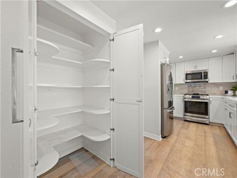 25 Eden , Irvine, CA