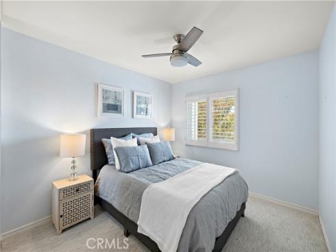 25 Eden , Irvine, CA