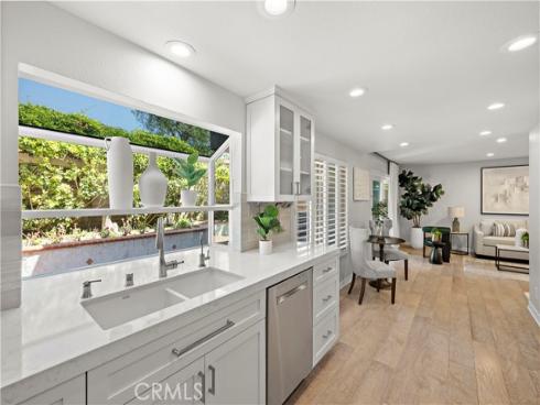 25 Eden , Irvine, CA