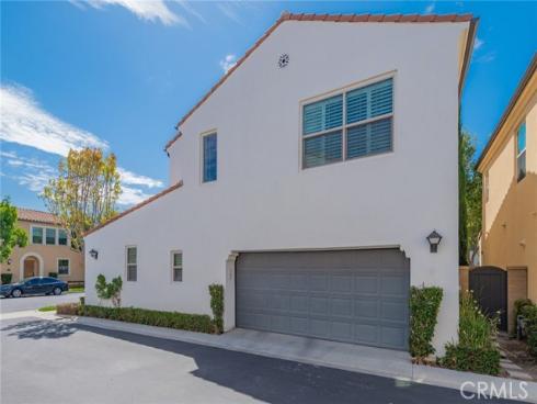 124 Holly Springs , Irvine, CA