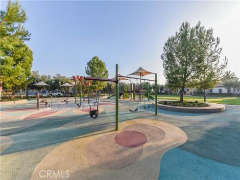 124 Holly Springs , Irvine, CA
