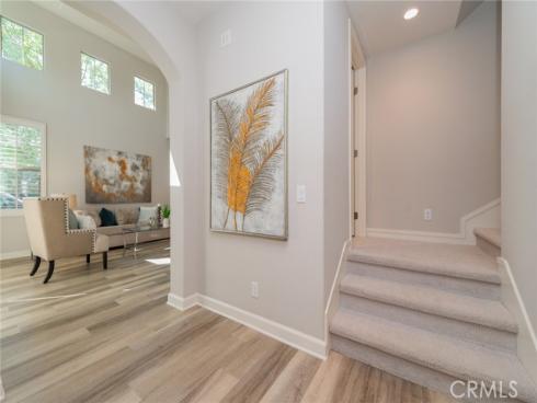 124 Holly Springs , Irvine, CA