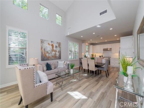 124 Holly Springs , Irvine, CA