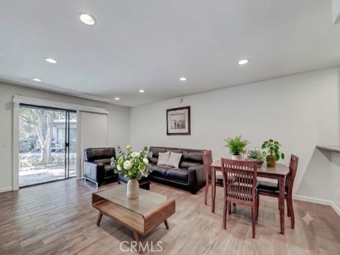 322 Orange Blossom , Irvine, CA