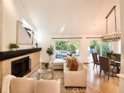 28  Cambridge  , Irvine, CA
