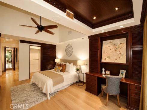 28  Cambridge  , Irvine, CA