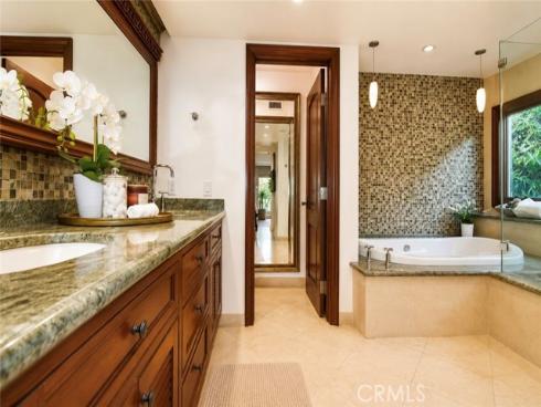 28  Cambridge  , Irvine, CA