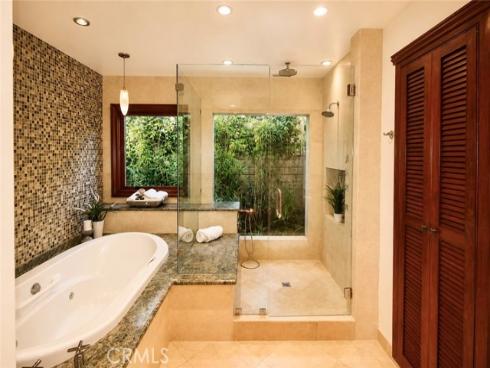28  Cambridge  , Irvine, CA