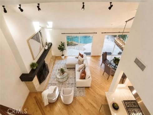 28  Cambridge  , Irvine, CA