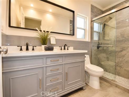 28  Cambridge  , Irvine, CA