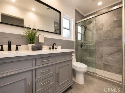 28  Cambridge  , Irvine, CA