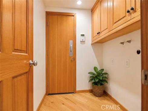 28  Cambridge  , Irvine, CA