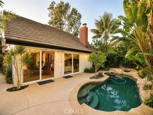 28  Cambridge  , Irvine, CA