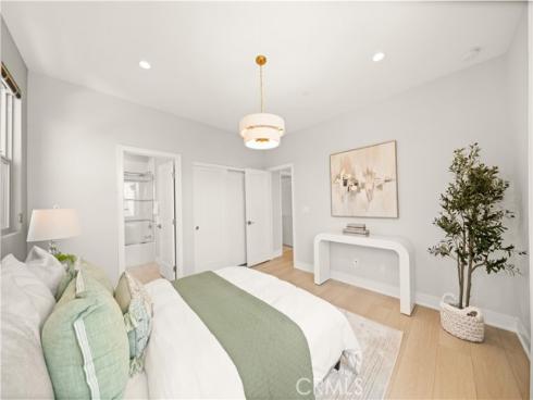 105  Yellow Iris  , Irvine, CA