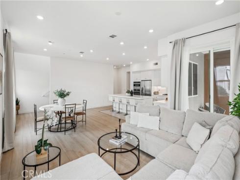 175 Sash , Irvine, CA
