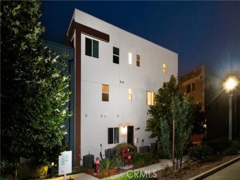 175 Sash , Irvine, CA
