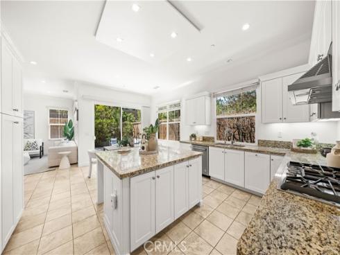 68 tollson , Irvine, CA