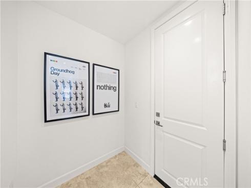 68 tollson , Irvine, CA