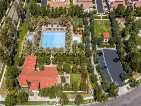68 tollson , Irvine, CA