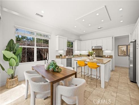 68 tollson , Irvine, CA