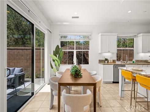 68 tollson , Irvine, CA