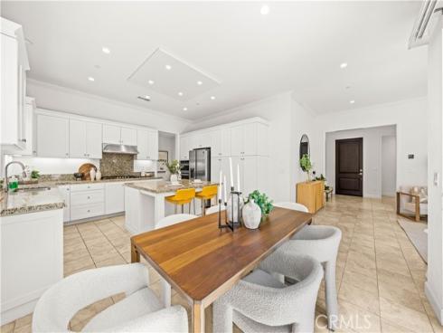 68 tollson , Irvine, CA